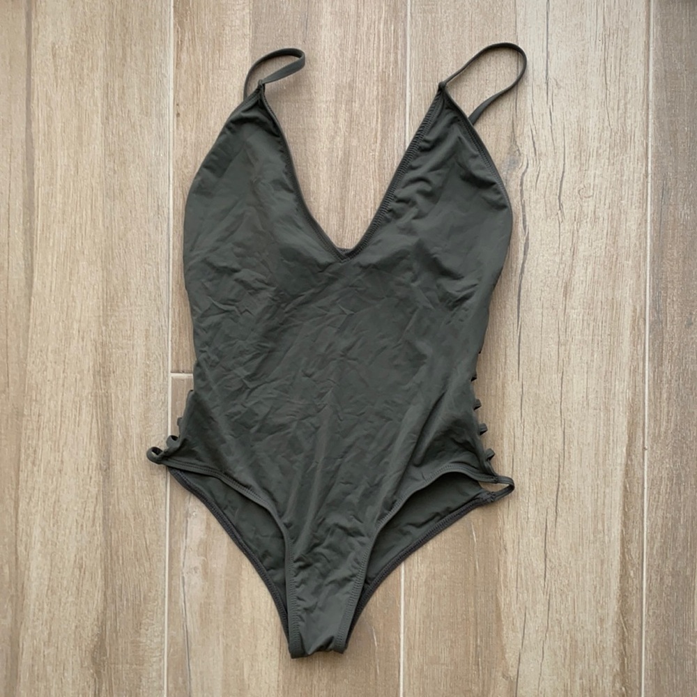 Dippin Daisy’s one piece swimsuit